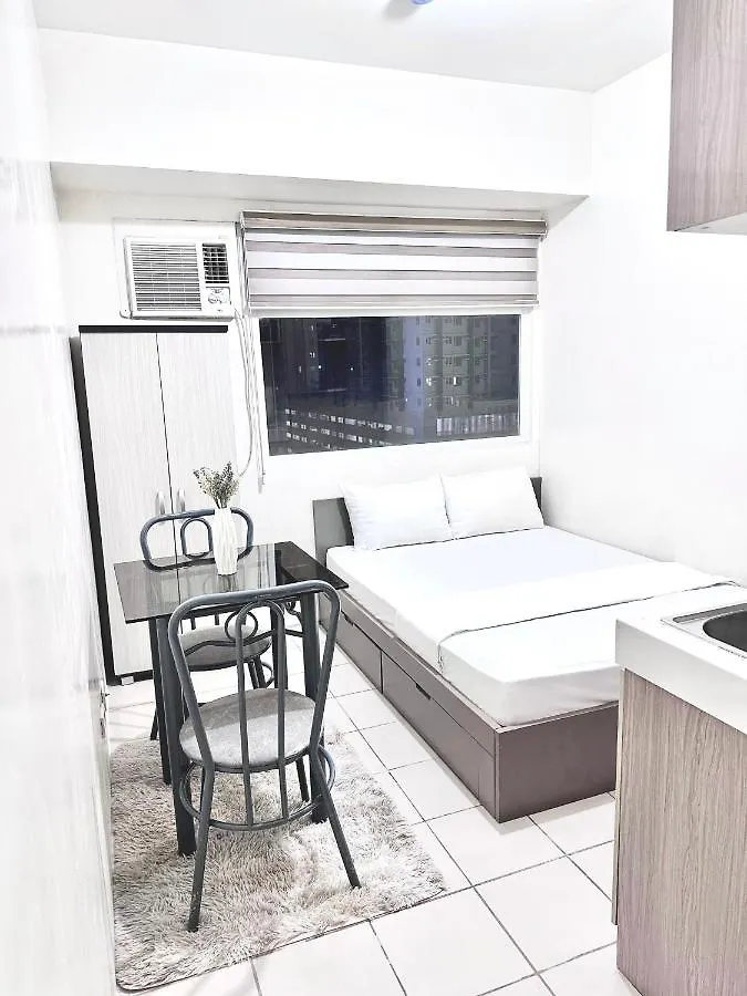 Arkisha\'S Cozy Place contacts